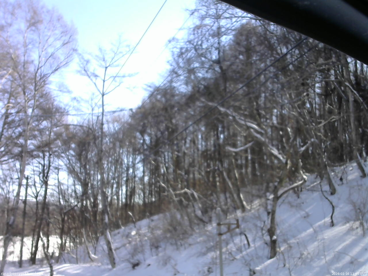長野県菅平高原 ゆたか山荘 東側上空 2026/01/16 11:45