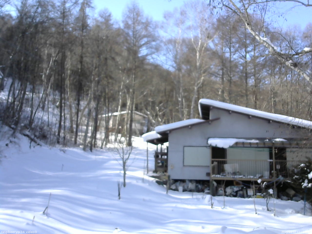 長野県菅平高原 ゆたか山荘 西側(坂上) 2026/01/17 12:15