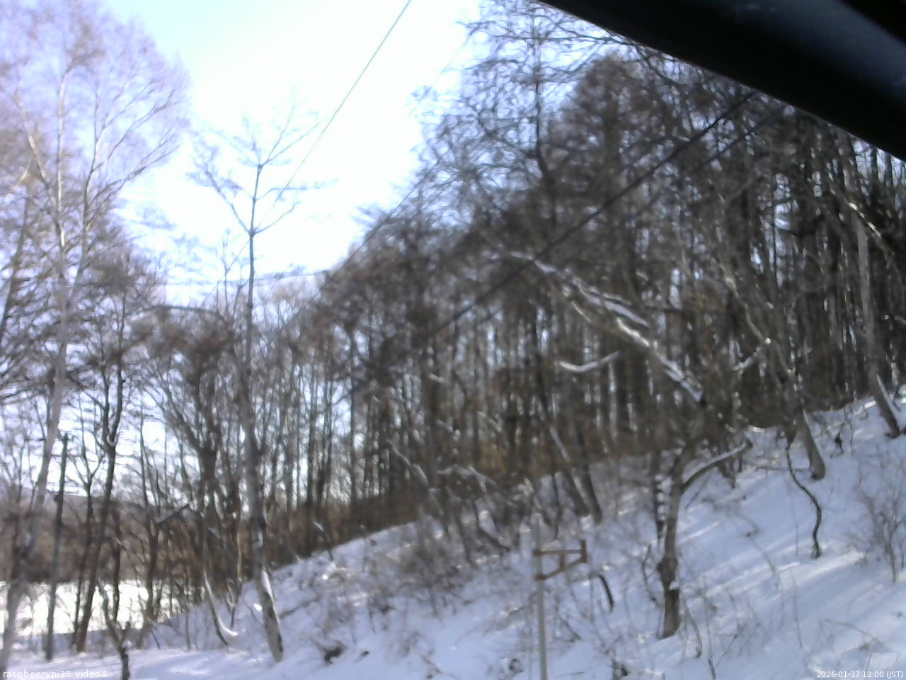 長野県菅平高原 ゆたか山荘 東側上空 2026/01/17 12:00