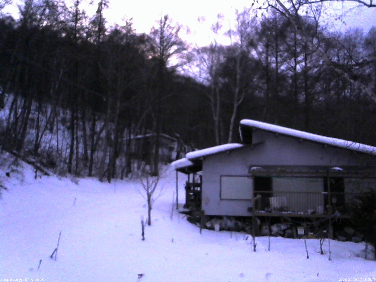 長野県菅平高原 ゆたか山荘 西側(坂上) 2026/01/19 17:15