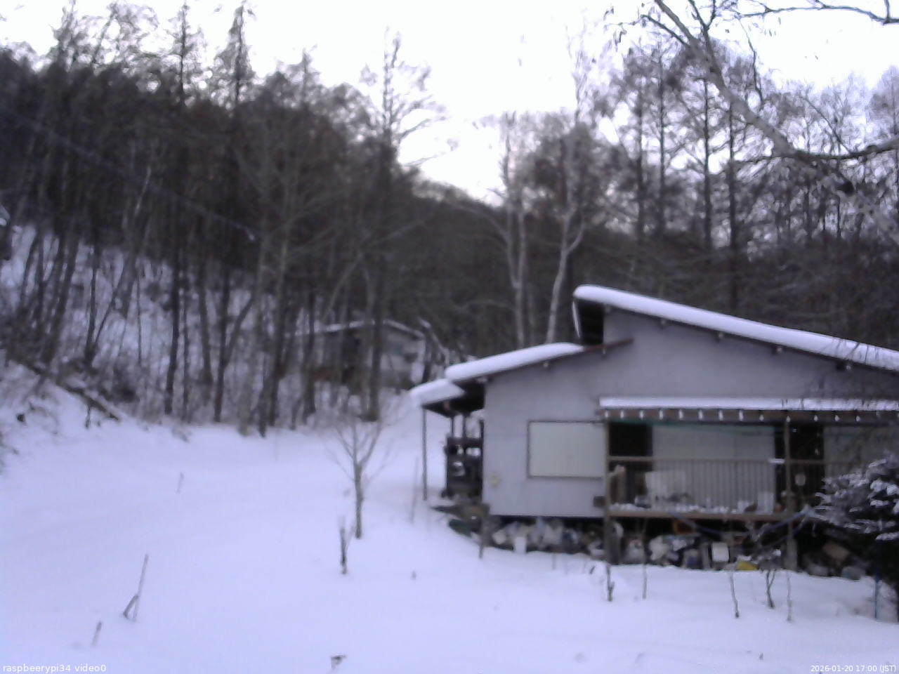 長野県菅平高原 ゆたか山荘 西側(坂上) 2026/01/20 17:00