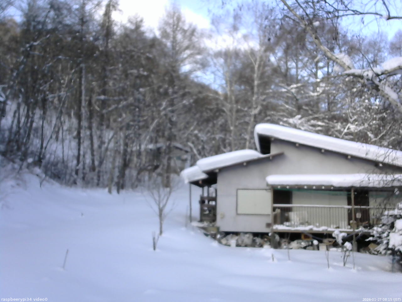 長野県菅平高原 ゆたか山荘 西側(坂上) 2026/01/27 08:15