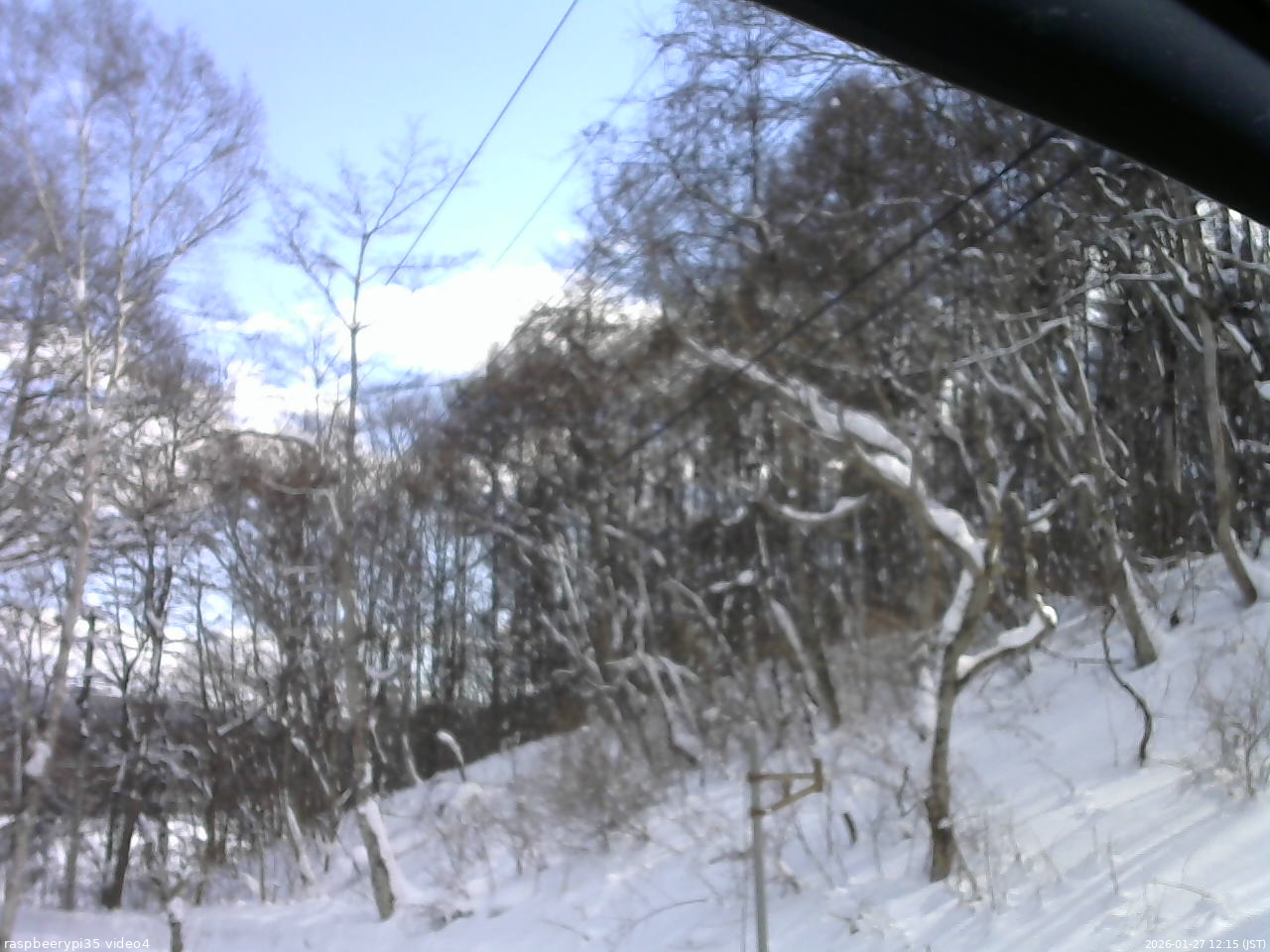 長野県菅平高原 ゆたか山荘 東側上空 2026/01/27 12:15