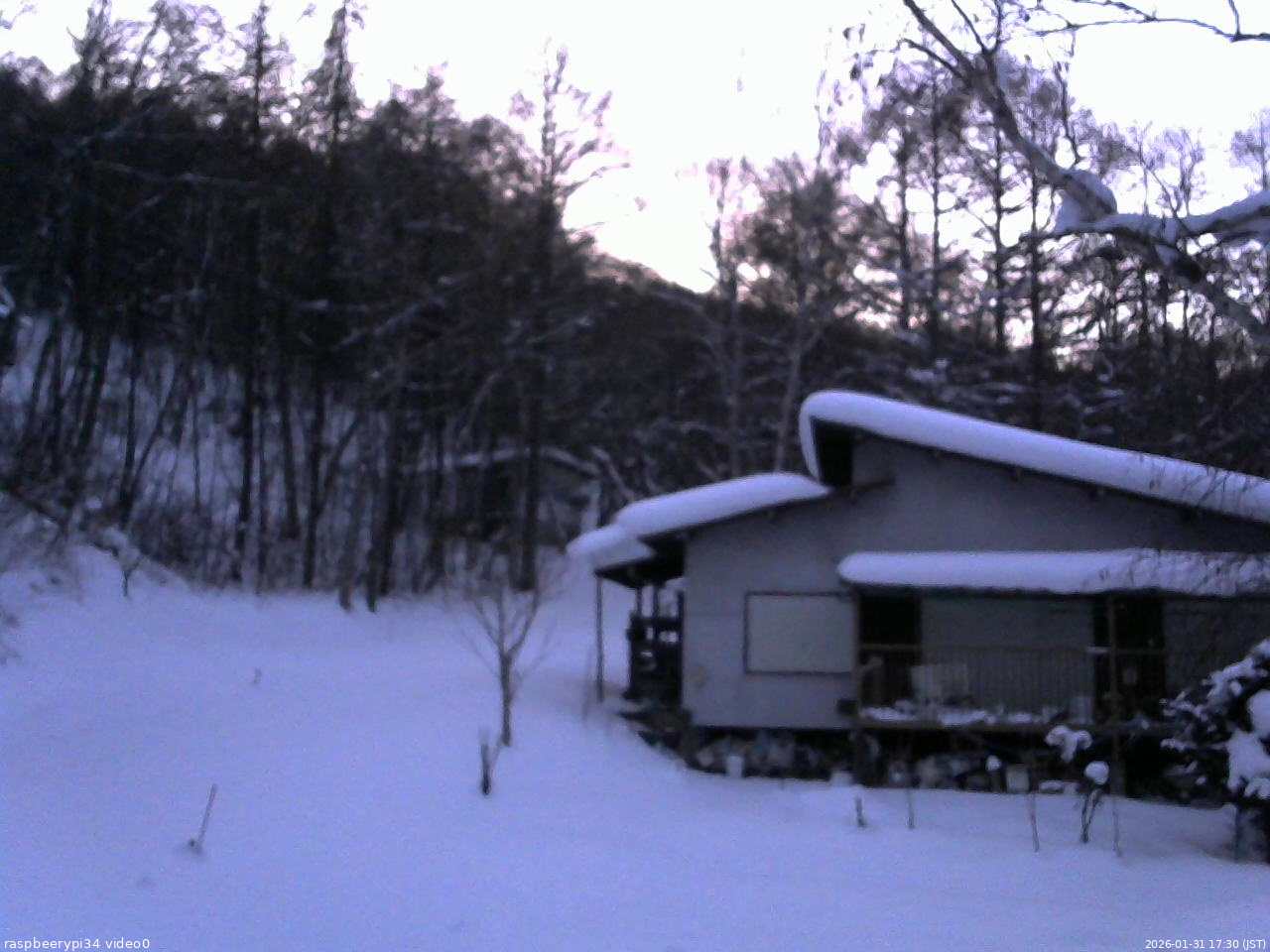 長野県菅平高原 ゆたか山荘 西側(坂上) 2026/01/31 17:30