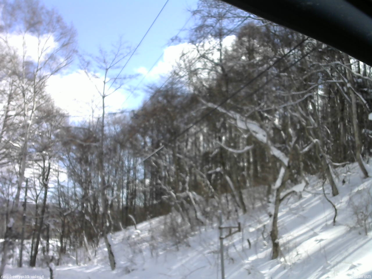 長野県菅平高原 ゆたか山荘 東側上空 2026/01/31 12:00