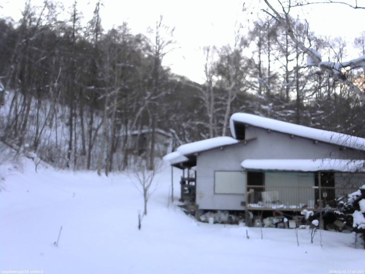 長野県菅平高原 ゆたか山荘 西側(坂上) 2026/02/01 17:00