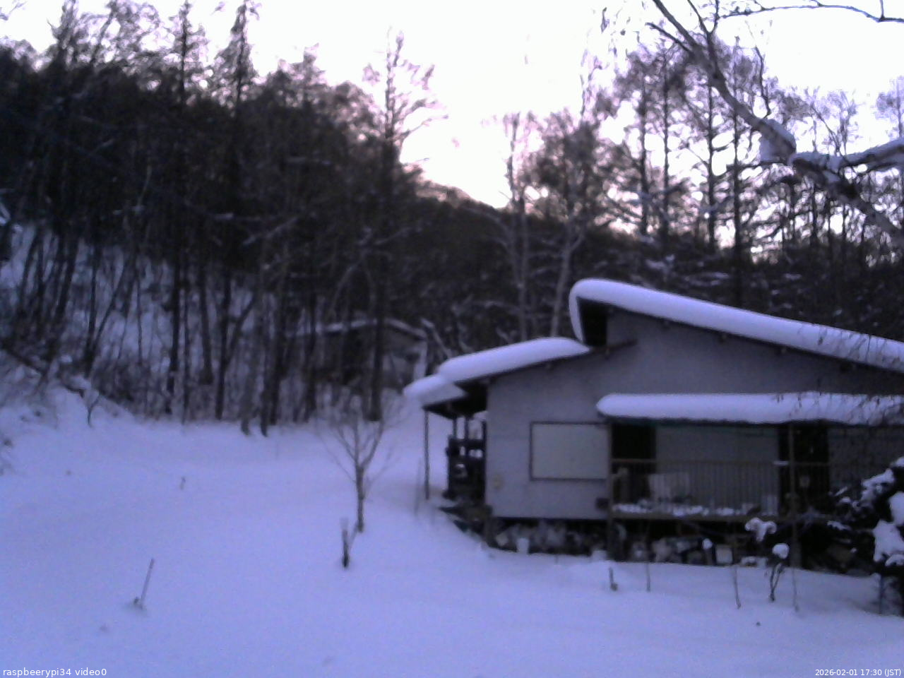 長野県菅平高原 ゆたか山荘 西側(坂上) 2026/02/01 17:30