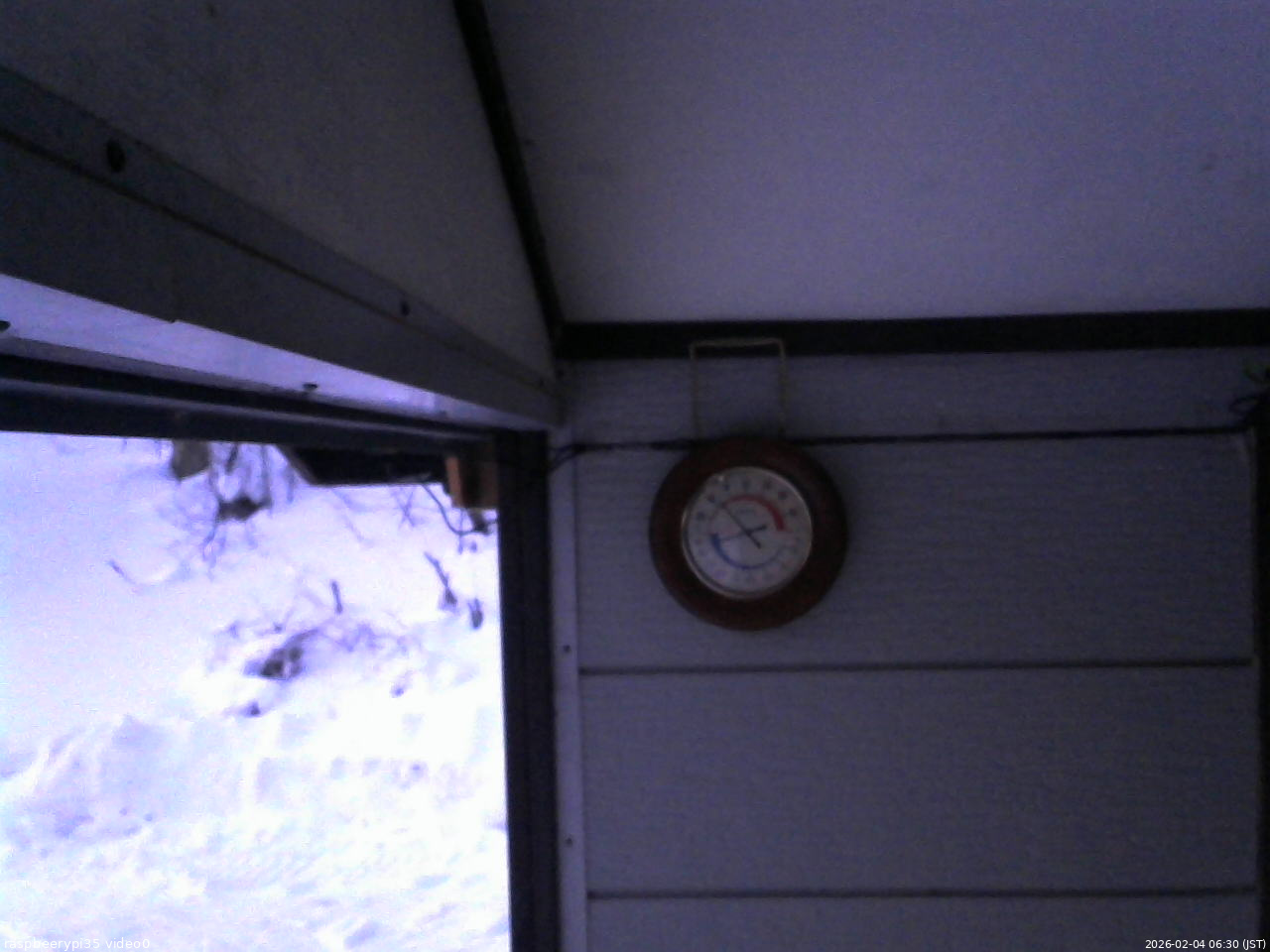 長野県菅平高原 ゆたか山荘 温度計 2026/02/04 06:30