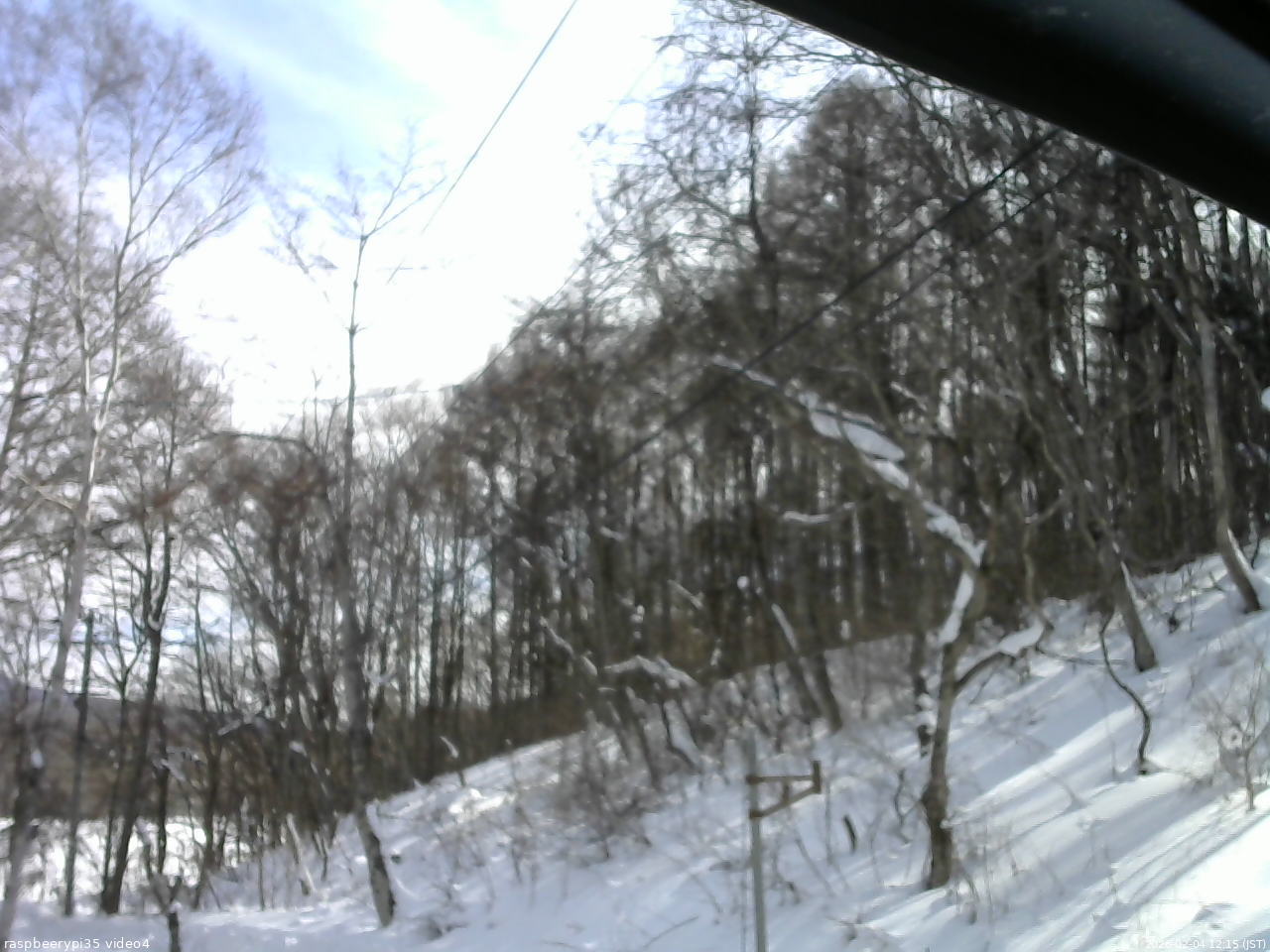 長野県菅平高原 ゆたか山荘 東側上空 2026/02/04 12:15
