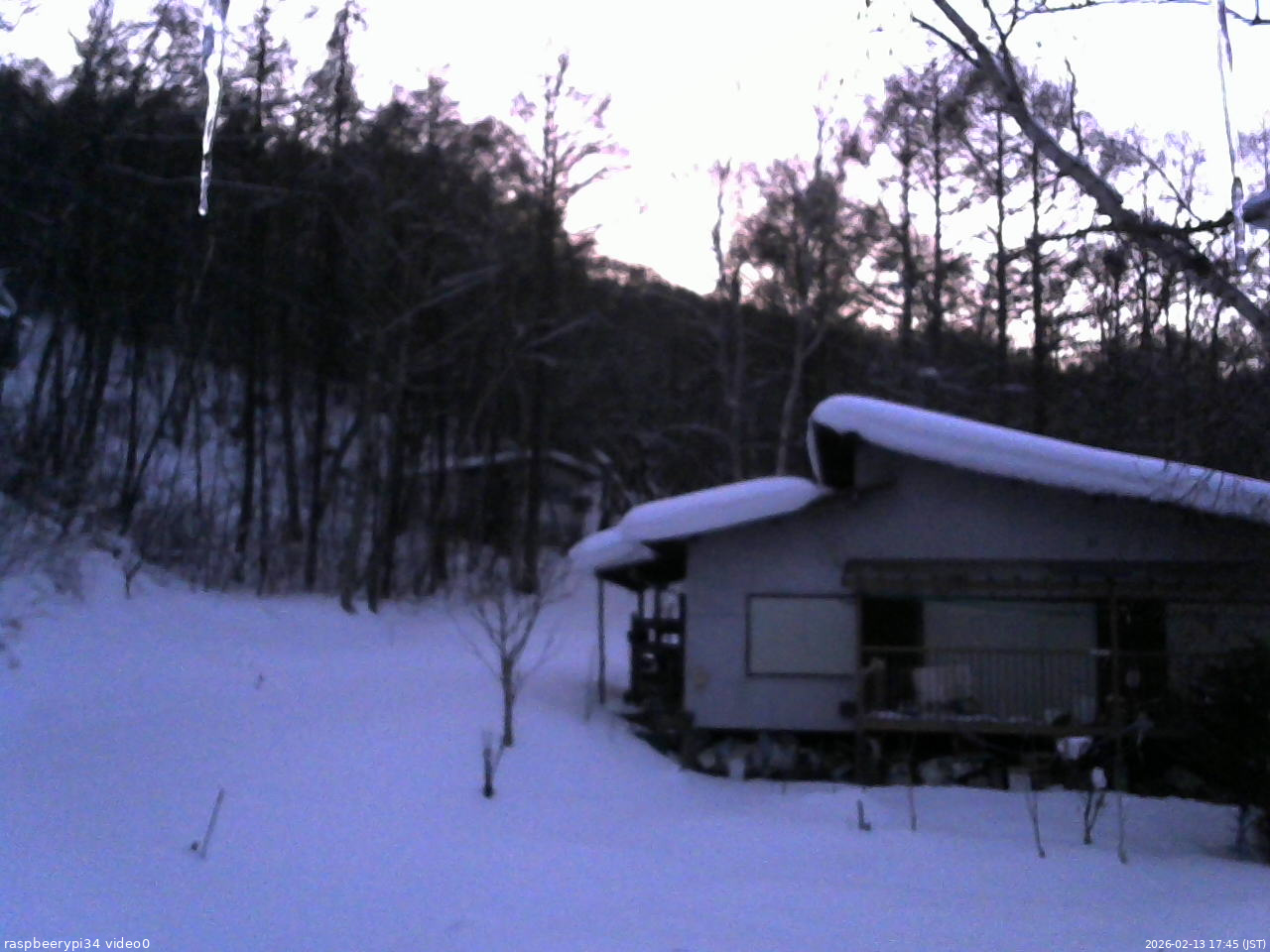 長野県菅平高原 ゆたか山荘 西側(坂上) 2026/02/13 17:45