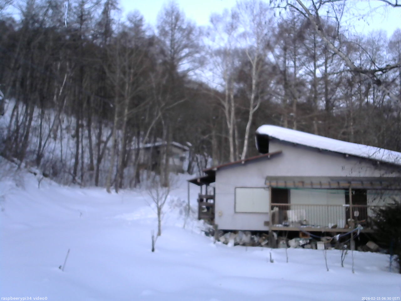 長野県菅平高原 ゆたか山荘 西側(坂上) 2026/02/15 06:30
