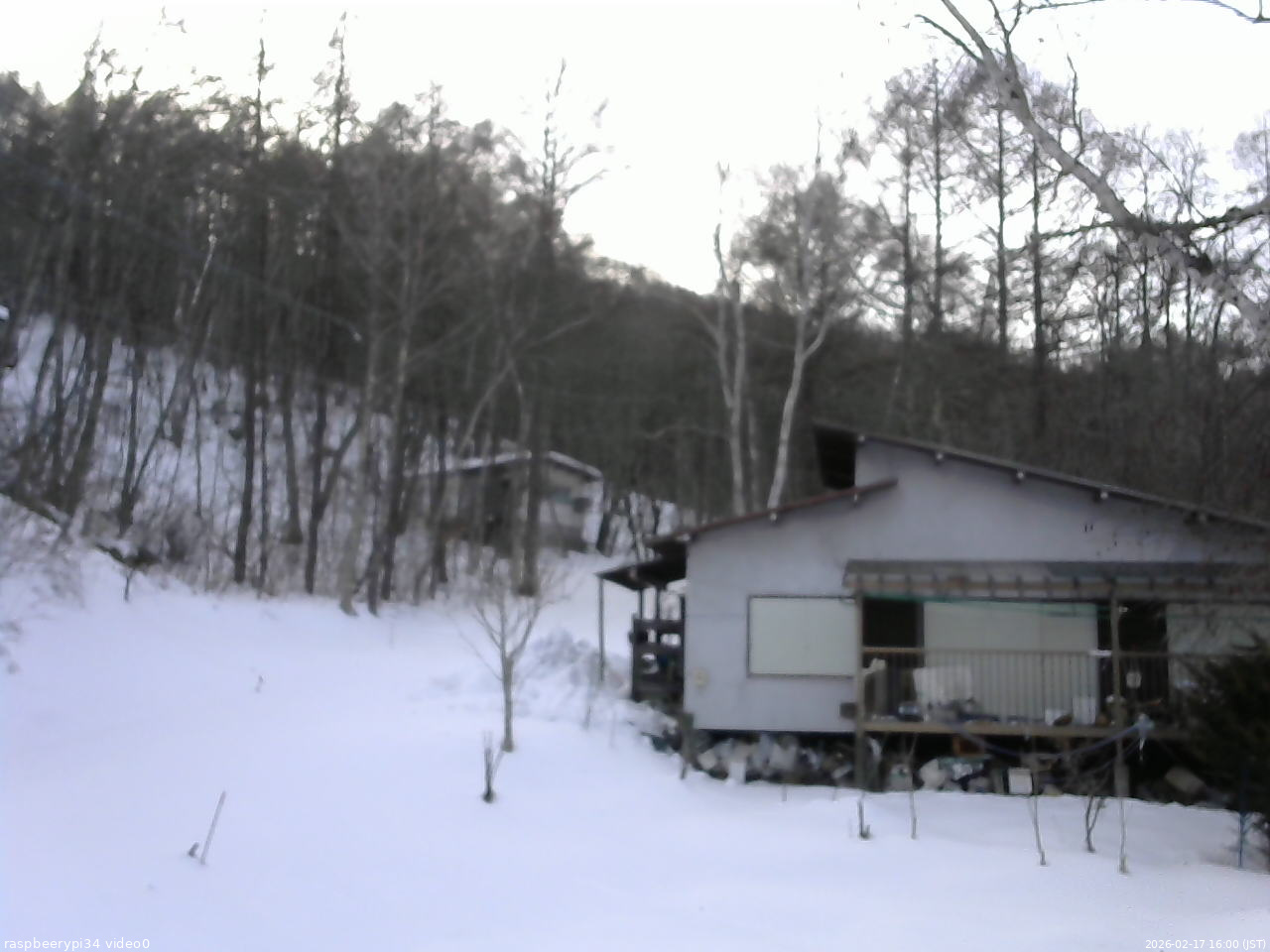 長野県菅平高原 ゆたか山荘 西側(坂上) 2026/02/17 16:00