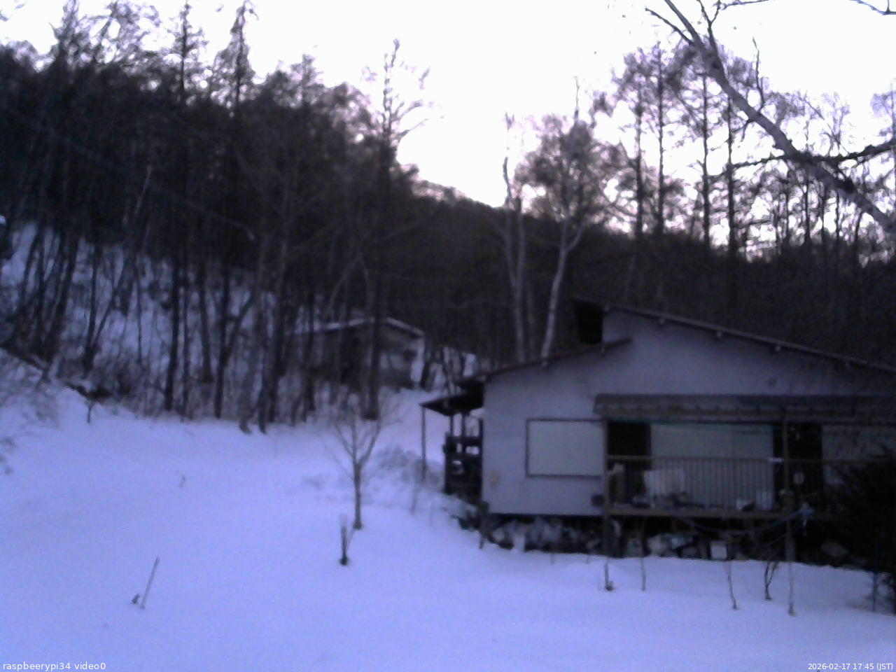 長野県菅平高原 ゆたか山荘 西側(坂上) 2026/02/17 17:45