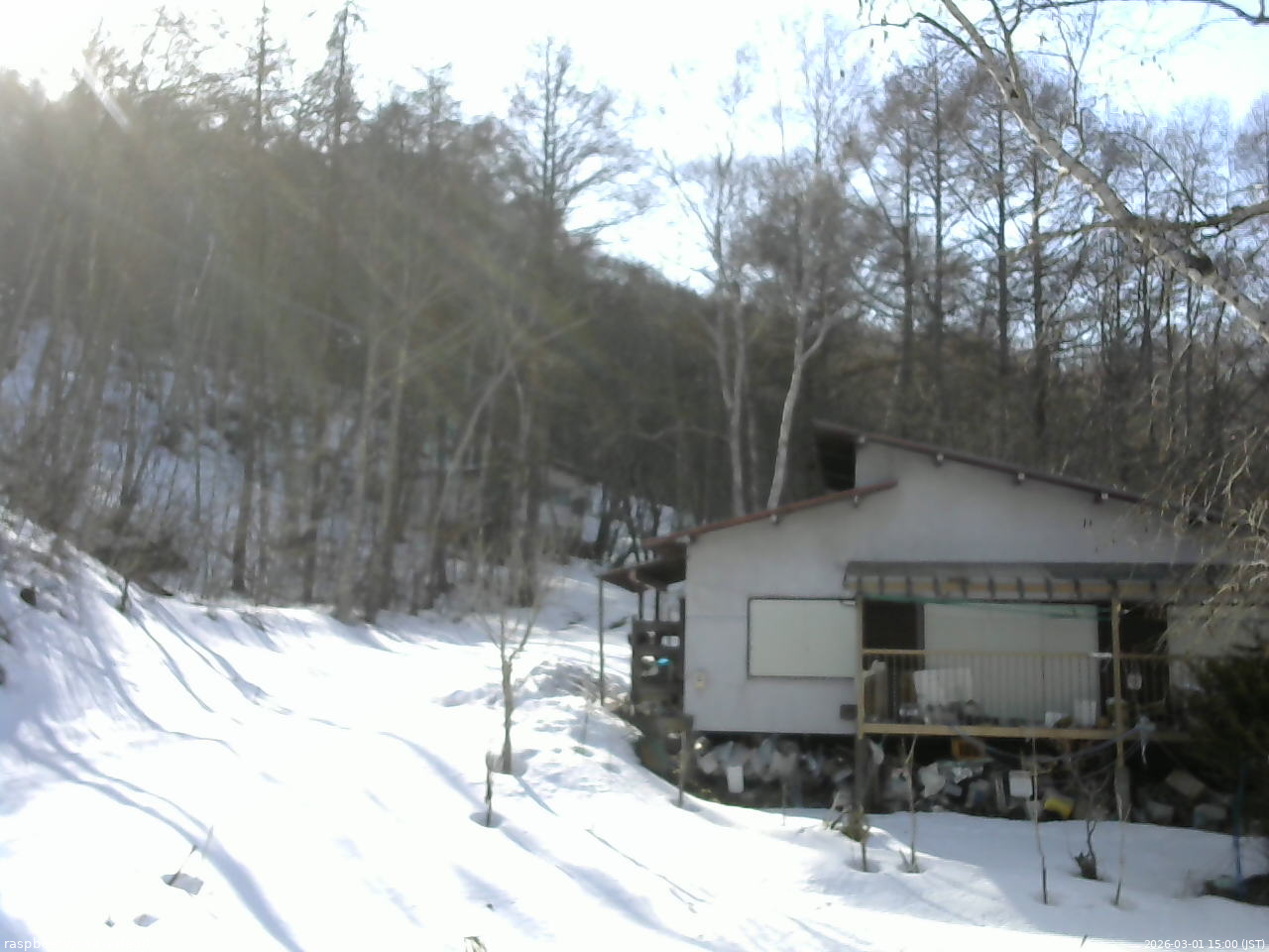 長野県菅平高原 ゆたか山荘 西側(坂上) 2026/03/01 15:00