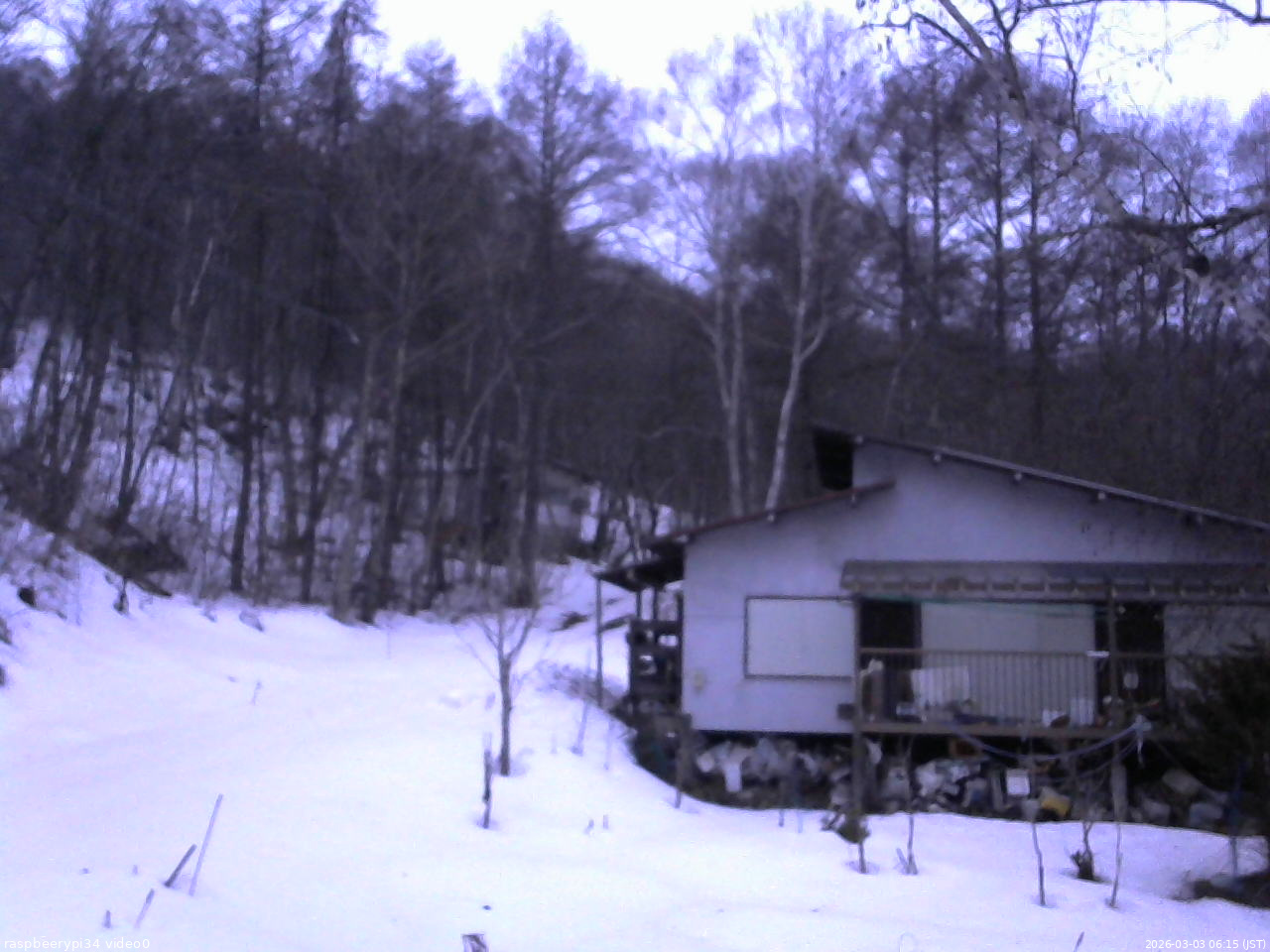 長野県菅平高原 ゆたか山荘 西側(坂上) 2026/03/03 06:15