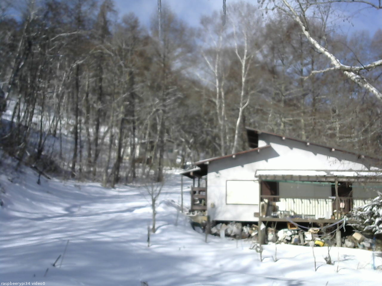 長野県菅平高原 ゆたか山荘 西側(坂上) 2026/03/05 09:00