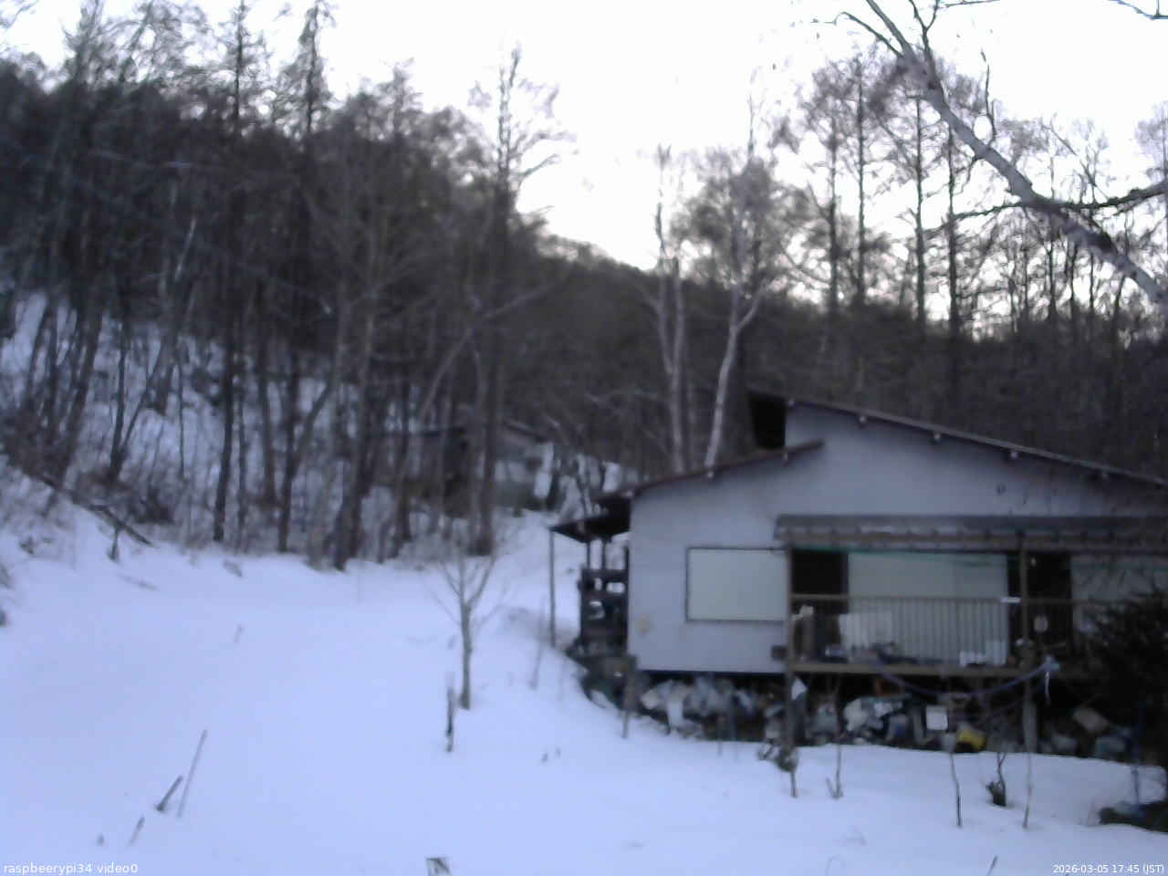 長野県菅平高原 ゆたか山荘 西側(坂上) 2026/03/05 17:45