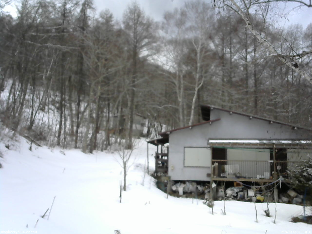 長野県菅平高原 ゆたか山荘 西側(坂上) 2026/03/07 12:15