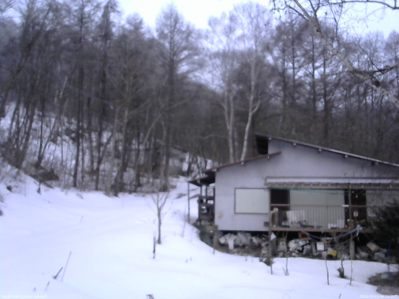 長野県菅平高原 ゆたか山荘 西側(坂上) 2026/03/13 06:15
