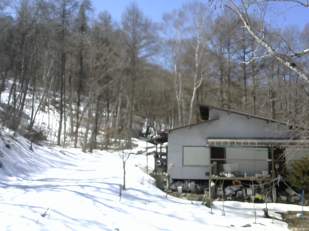 長野県菅平高原 ゆたか山荘 西側(坂上) 2026/03/16 12:15