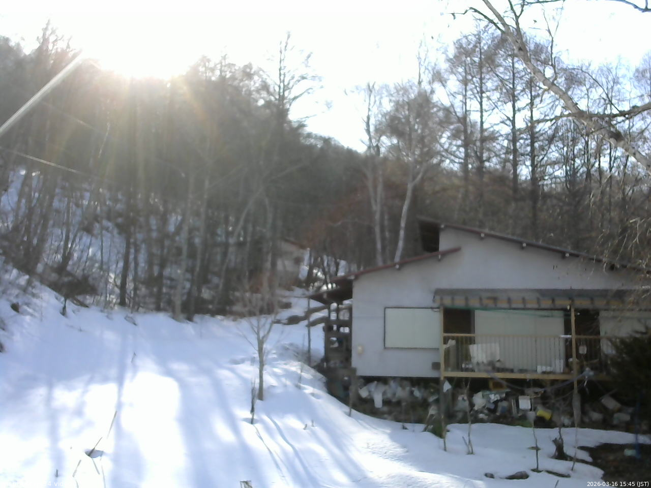 長野県菅平高原 ゆたか山荘 西側(坂上) 2026/03/16 15:45