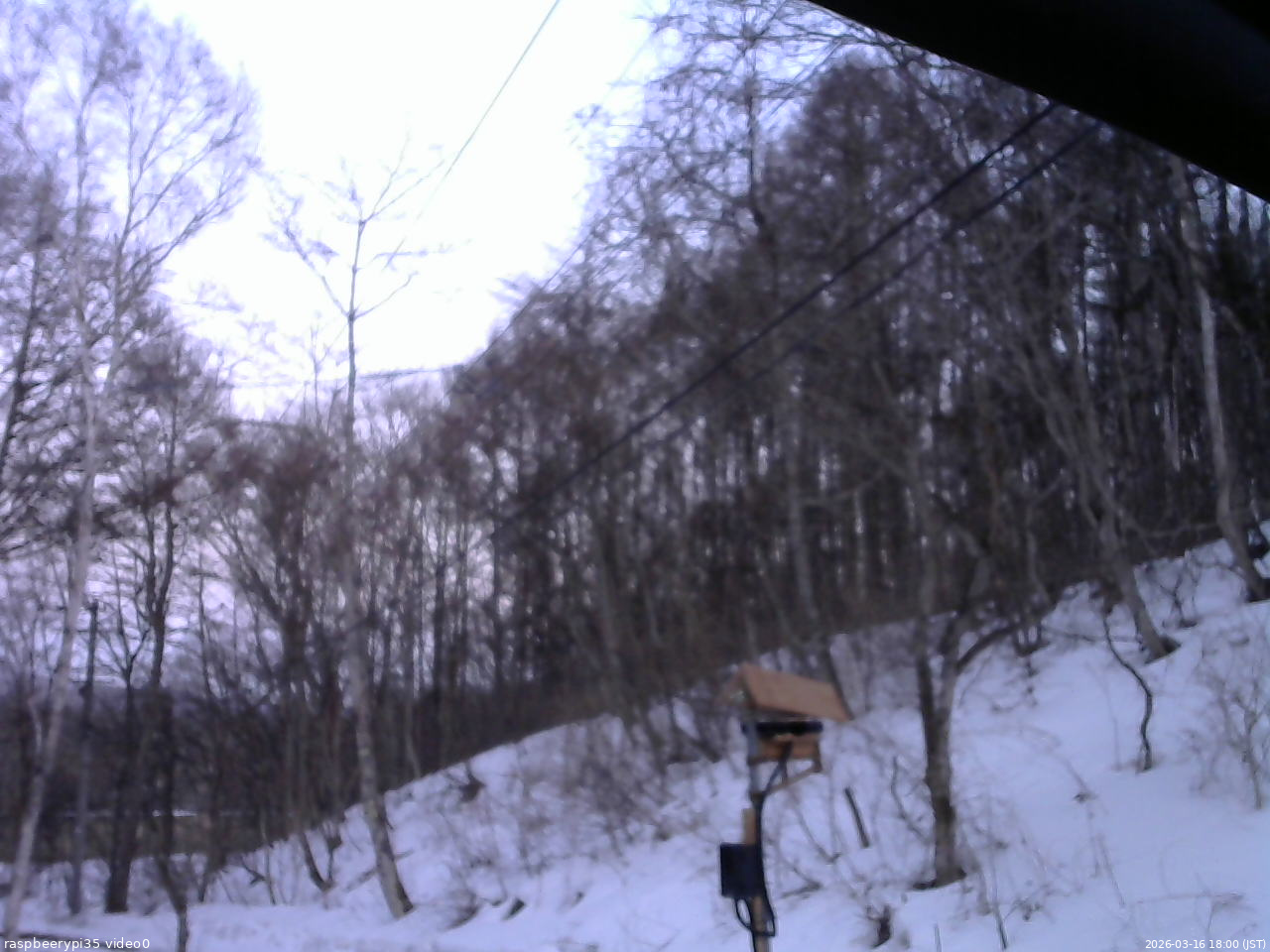長野県菅平高原 ゆたか山荘 温度計 2026/03/16 18:00
