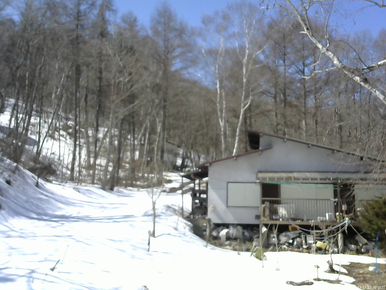 長野県菅平高原 ゆたか山荘 西側(坂上) 2026/03/17 11:30