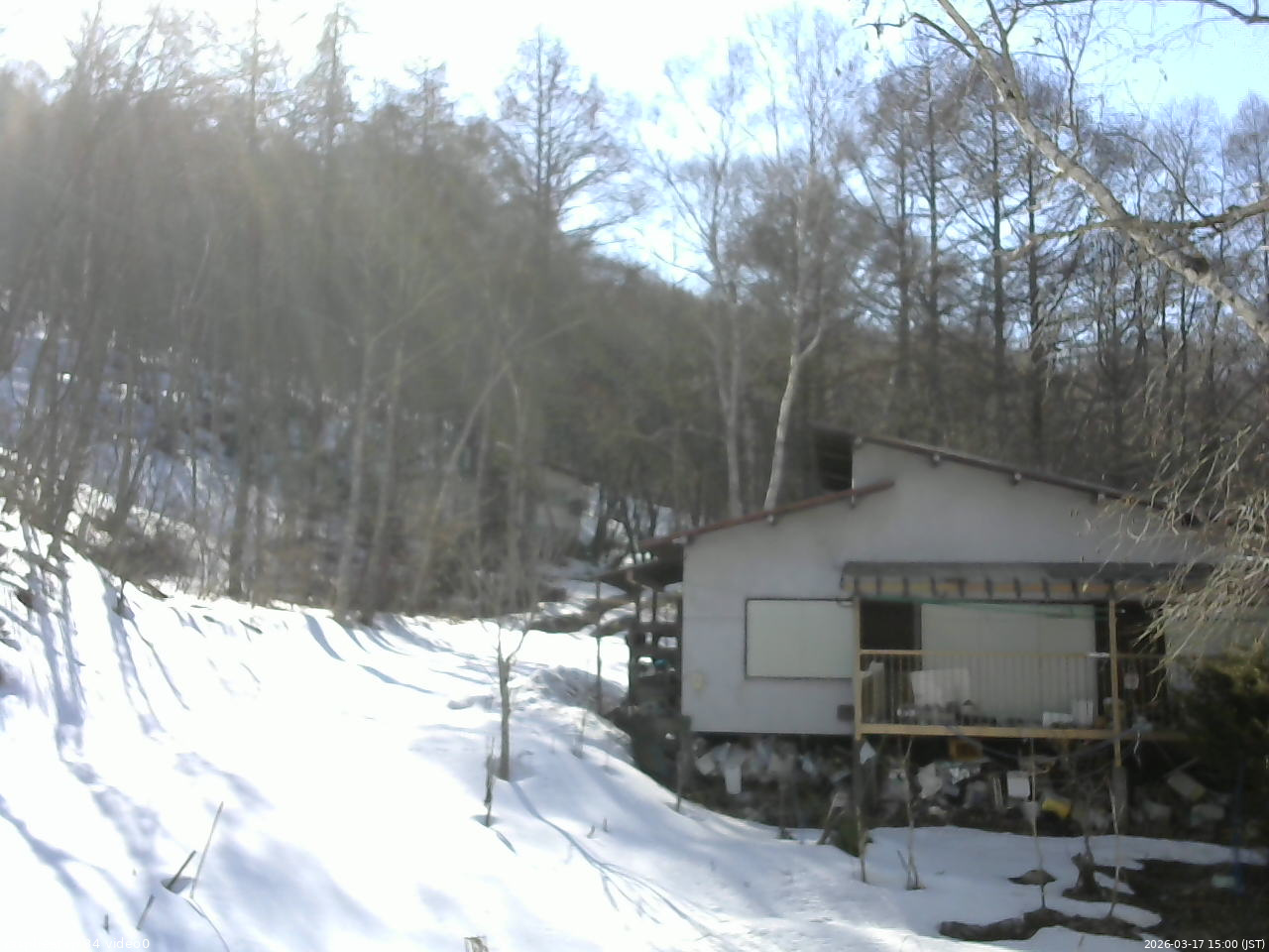 長野県菅平高原 ゆたか山荘 西側(坂上) 2026/03/17 15:00