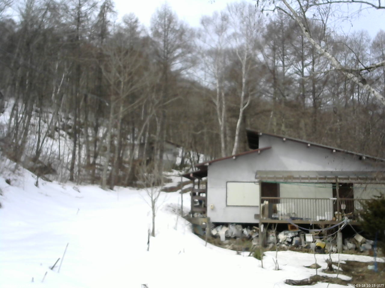 長野県菅平高原 ゆたか山荘 西側(坂上) 2026/03/18 10:15