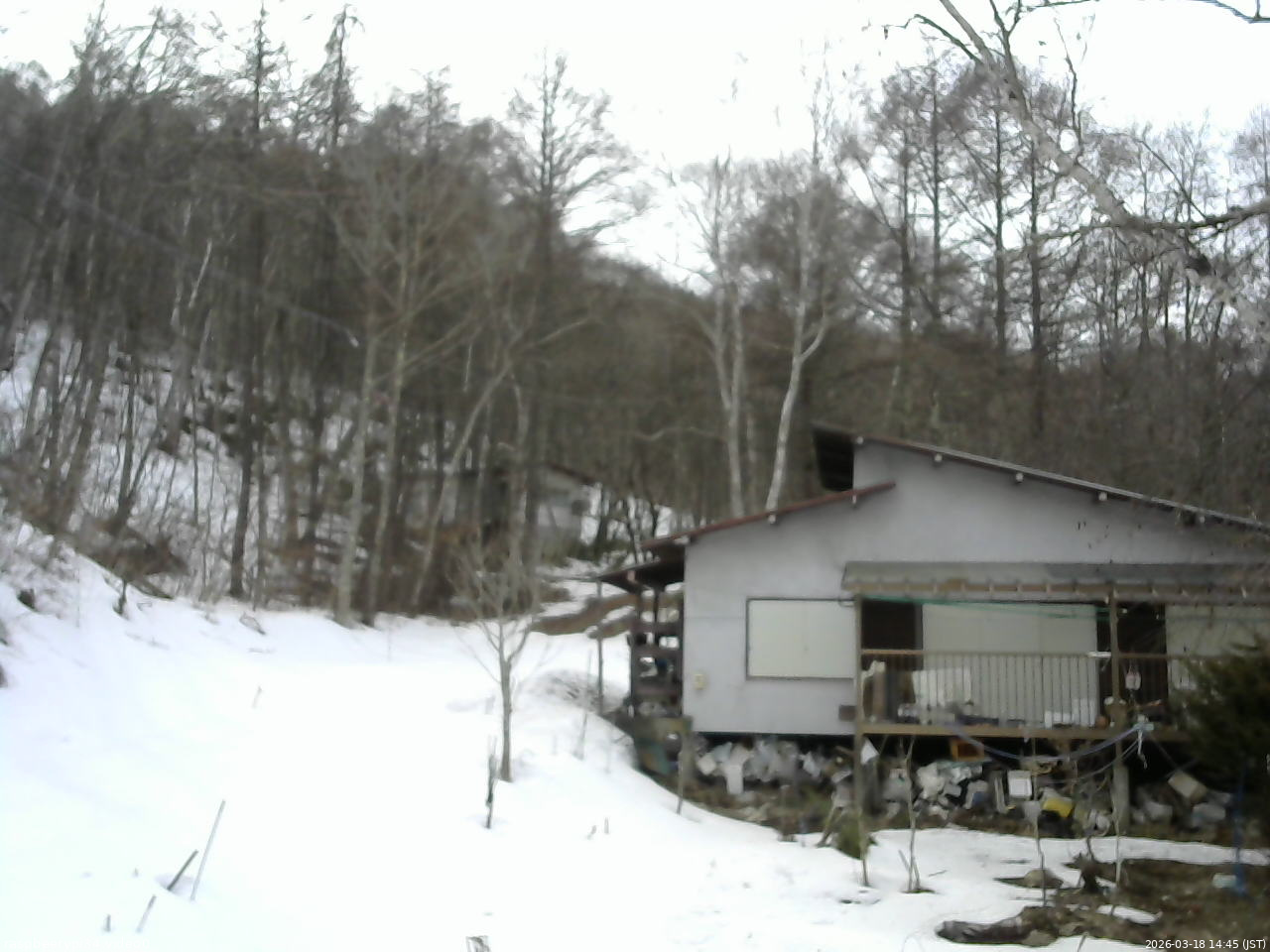 長野県菅平高原 ゆたか山荘 西側(坂上) 2026/03/18 14:45