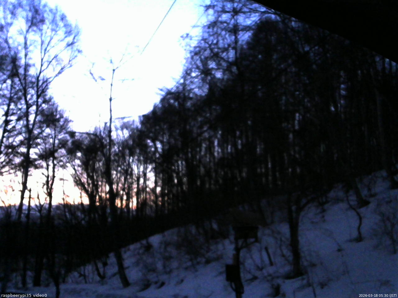 長野県菅平高原 ゆたか山荘 温度計 2026/03/18 05:30