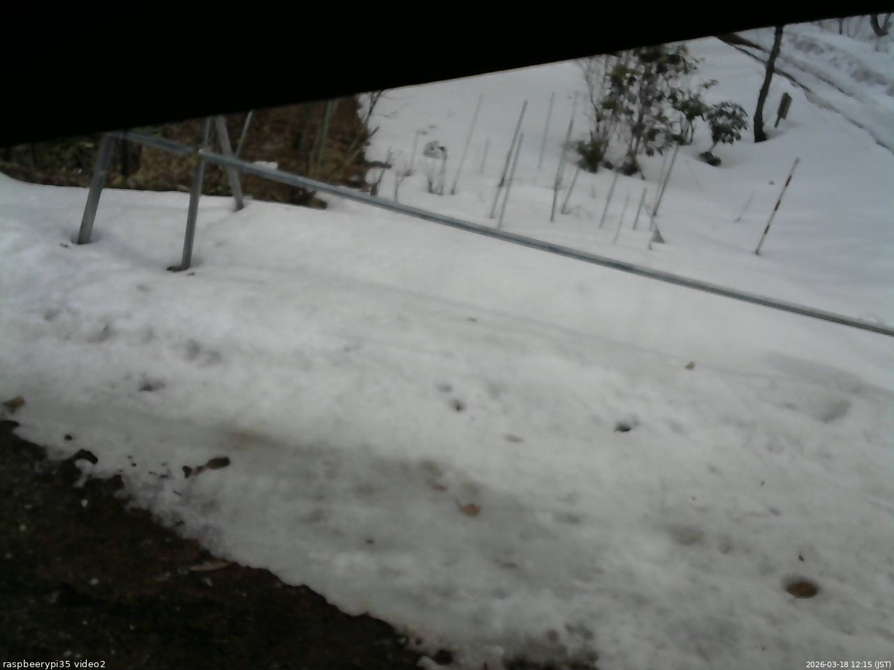 長野県菅平高原 ゆたか山荘 駐車場 2026/03/18 12:15