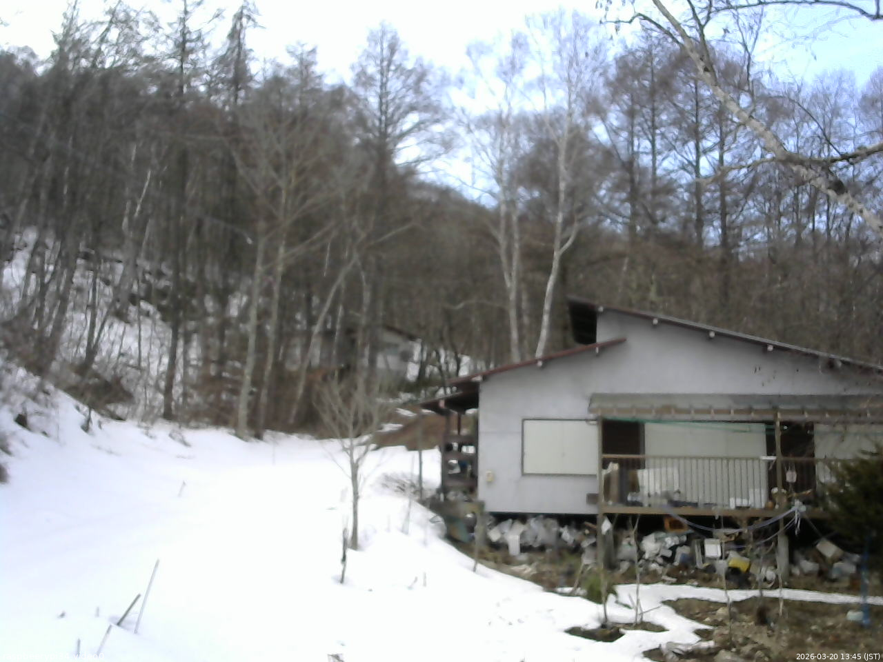 長野県菅平高原 ゆたか山荘 西側(坂上) 2026/03/20 13:45