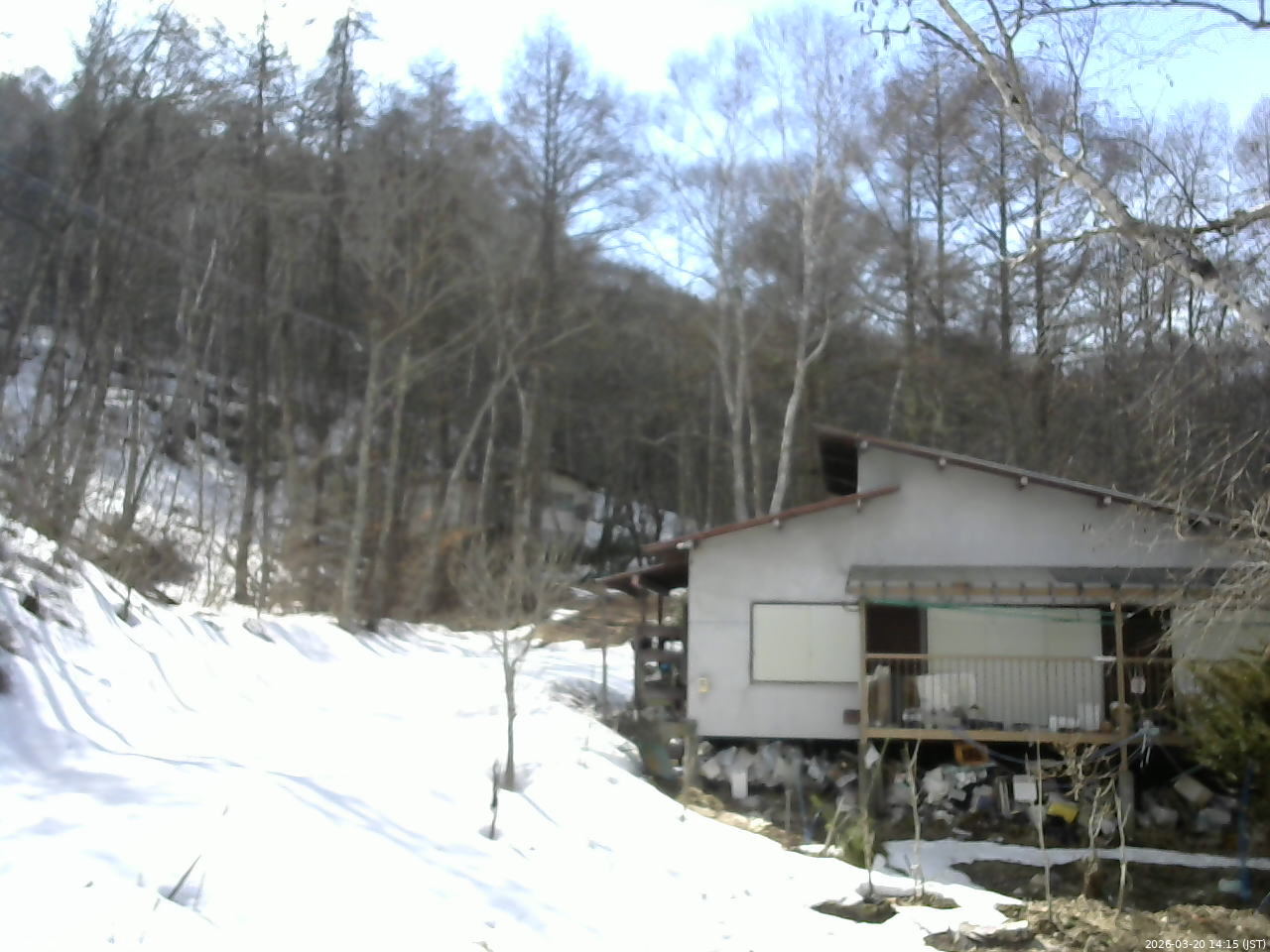 長野県菅平高原 ゆたか山荘 西側(坂上) 2026/03/20 14:15