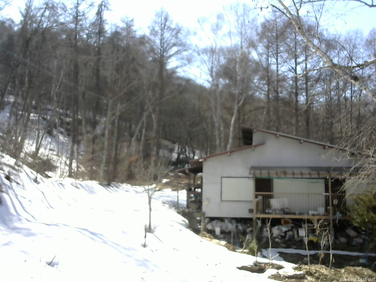 長野県菅平高原 ゆたか山荘 西側(坂上) 2026/03/21 14:15