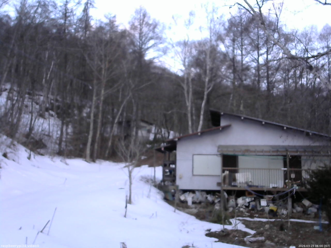 長野県菅平高原 ゆたか山荘 西側(坂上) 2026/03/23 06:00
