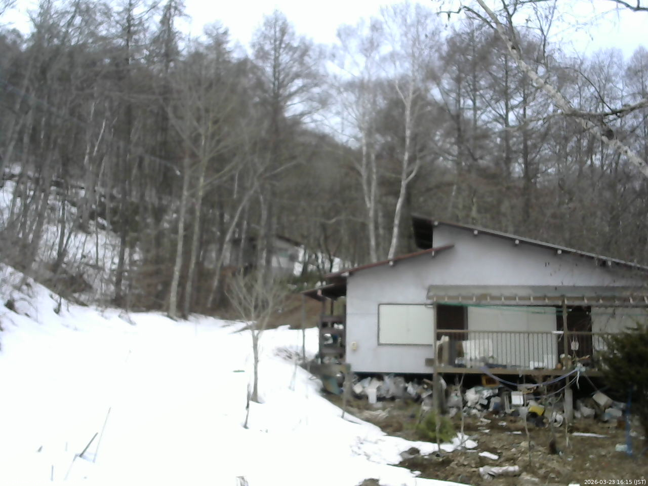 長野県菅平高原 ゆたか山荘 西側(坂上) 2026/03/23 16:15