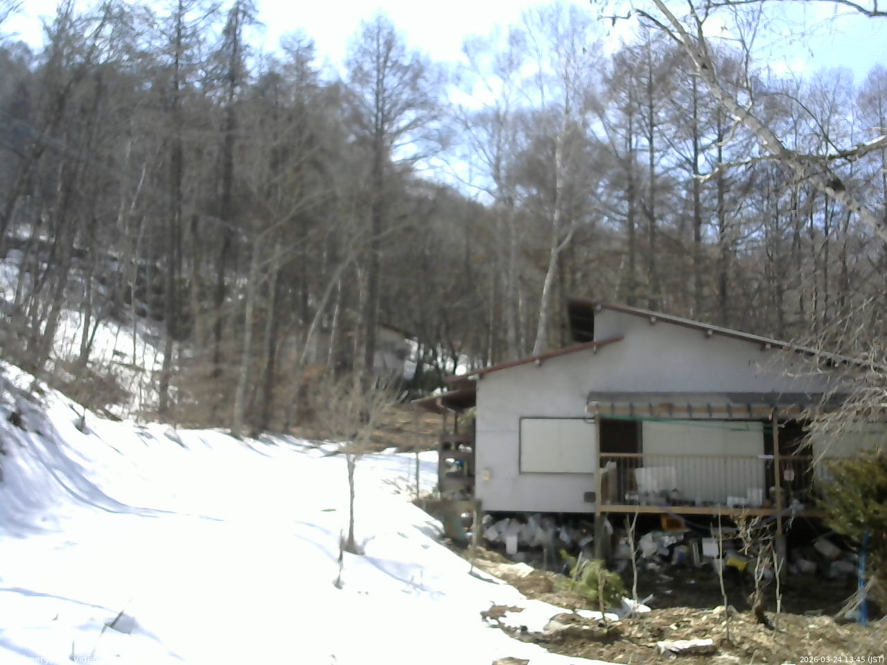 長野県菅平高原 ゆたか山荘 西側(坂上) 2026/03/24 13:45