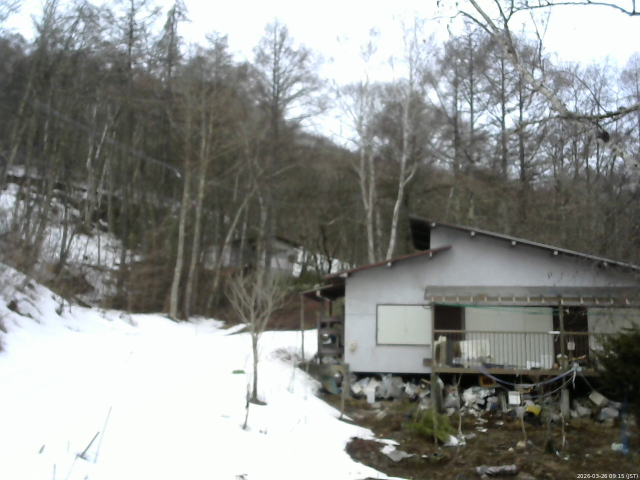長野県菅平高原 ゆたか山荘 西側(坂上) 2026/03/26 09:15