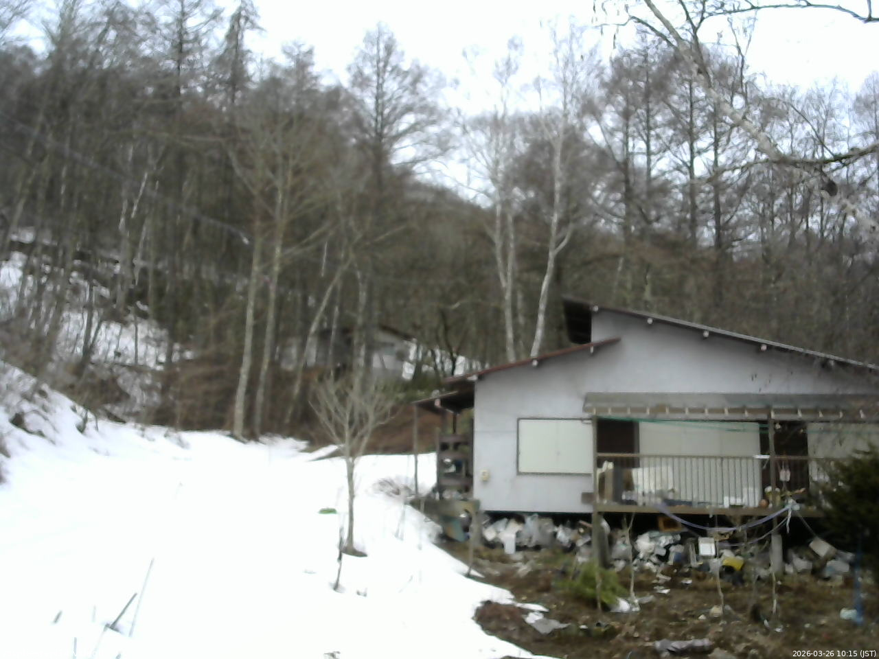 長野県菅平高原 ゆたか山荘 西側(坂上) 2026/03/26 10:15