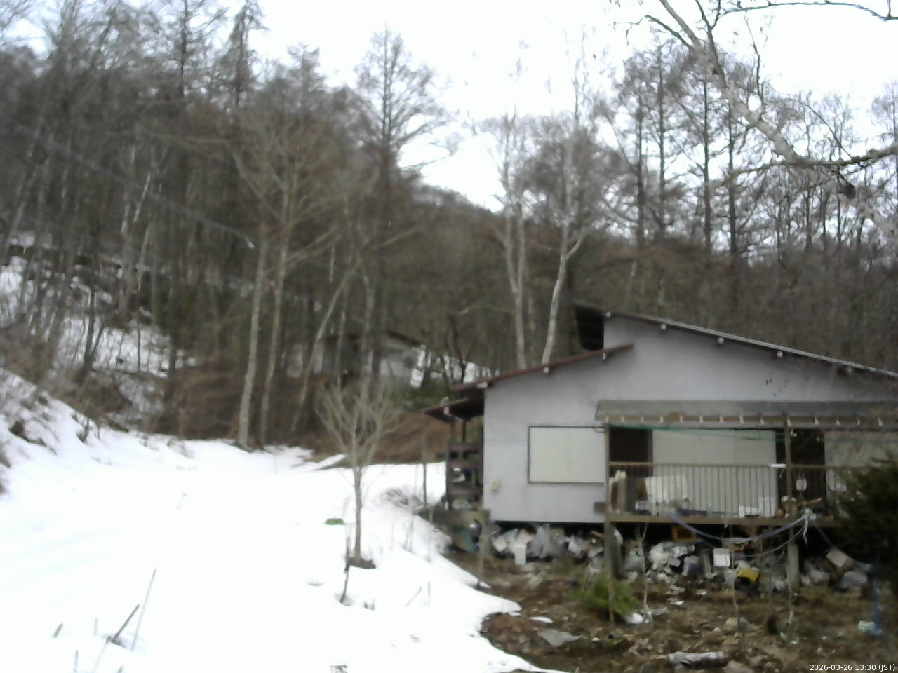 長野県菅平高原 ゆたか山荘 西側(坂上) 2026/03/26 13:30