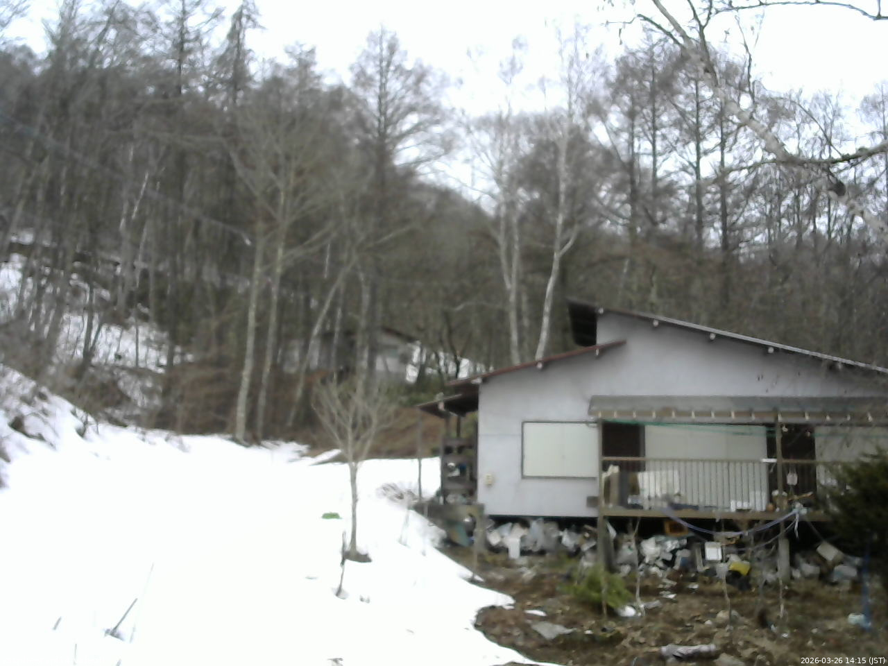 長野県菅平高原 ゆたか山荘 西側(坂上) 2026/03/26 14:15