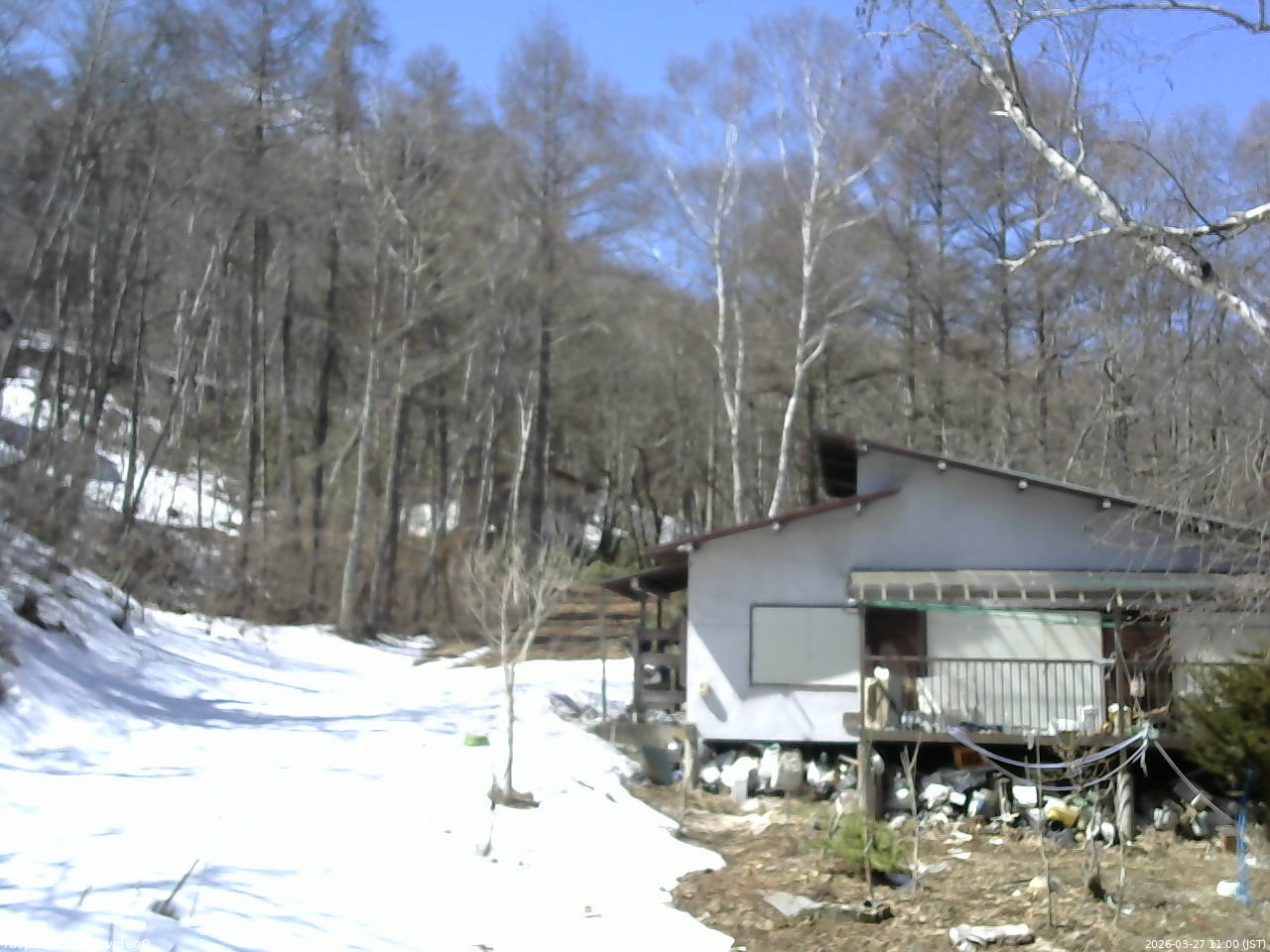 長野県菅平高原 ゆたか山荘 西側(坂上) 2026/03/27 11:00