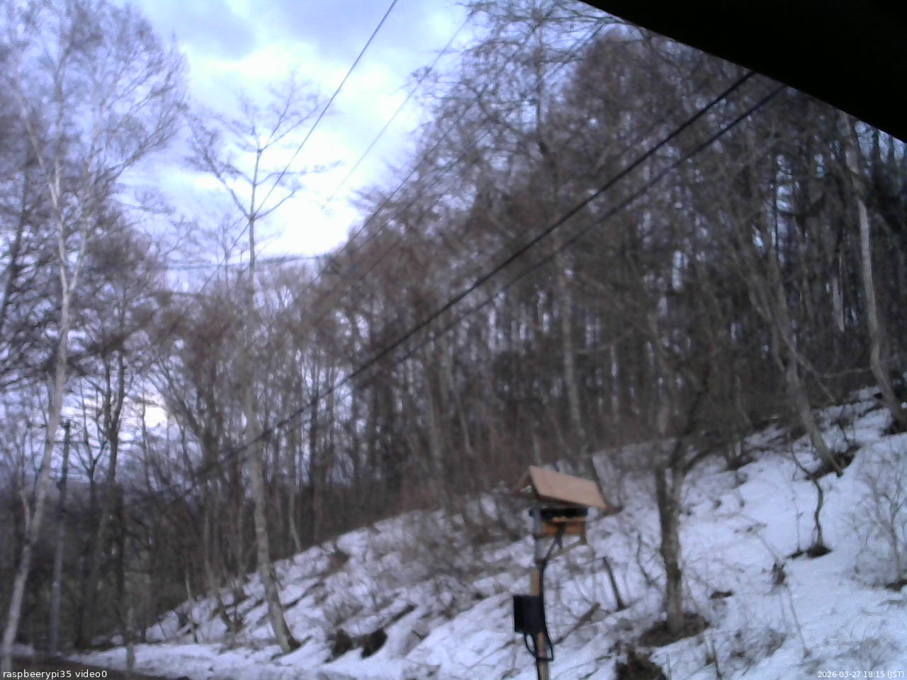 長野県菅平高原 ゆたか山荘 温度計 2026/03/27 18:15