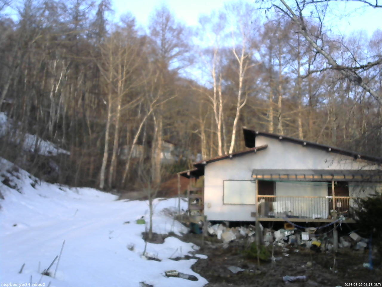 長野県菅平高原 ゆたか山荘 西側(坂上) 2026/03/29 06:15