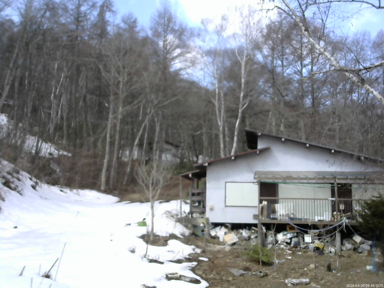 長野県菅平高原 ゆたか山荘 西側(坂上) 2026/03/29 09:45