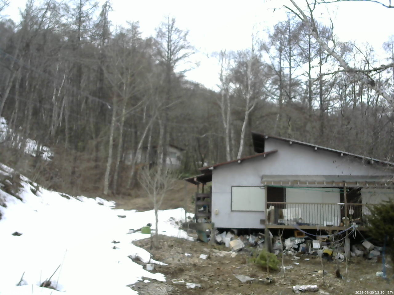 長野県菅平高原 ゆたか山荘 西側(坂上) 2026/03/30 13:30