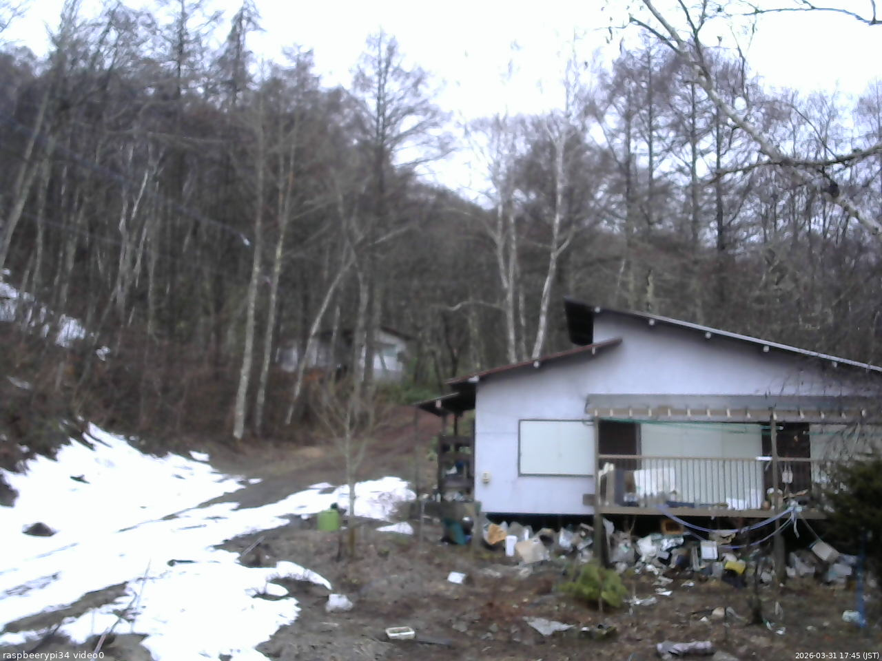 長野県菅平高原 ゆたか山荘 西側(坂上) 2026/03/31 17:45