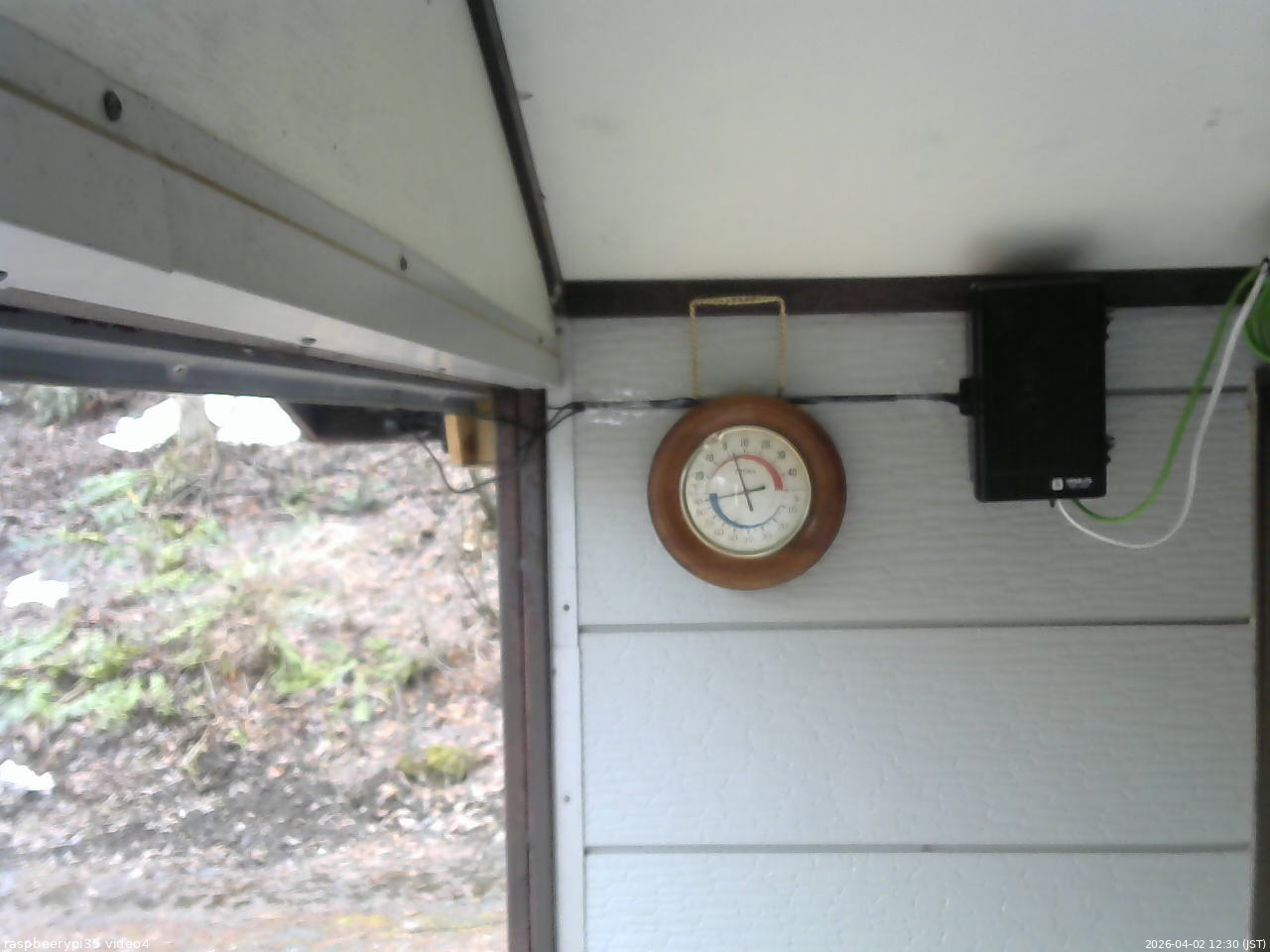 長野県菅平高原 ゆたか山荘 東側上空 2026/04/02 12:30