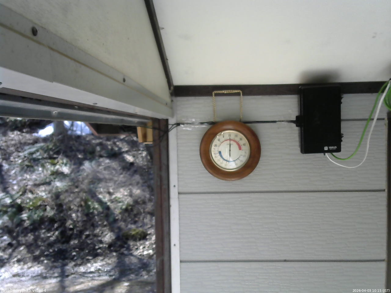 長野県菅平高原 ゆたか山荘 東側上空 2026/04/03 10:15